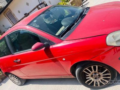 Usata Lancia Ypsilon 2004 Rosso Utilitaria
