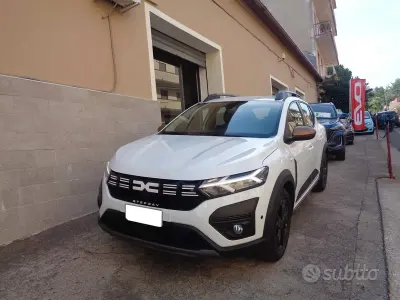 Usata Dacia Sandero Extreme 101 CV (74 kW) 2024 Bianco Berlina