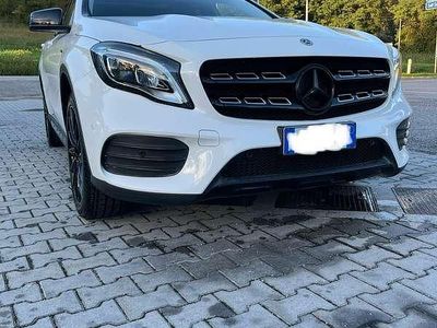Käytetty Mercedes GLA200 Edition 136 HP (100 kW) 2018 Valkoinen Katumaasturi