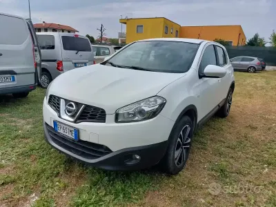 Używany Nissan Qashqai Tekna 150 KM (110 kW) 2012 Biały SUV