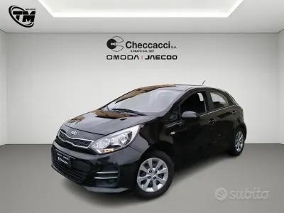 Usata Kia Rio 83 CV (61 kW) 2016 Nero Utilitaria