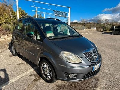 Usata Lancia Musa 90 CV (66 kW) 2008 Grigio Monovolume