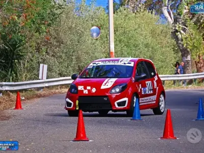 Usata Renault Twingo R.S. 133 CV (97 kW) 2008 Rosso Utilitaria
