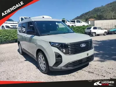 Usata Ford Tourneo Courier Titanium 125 CV (91 kW) 2025 Grigio Monovolume