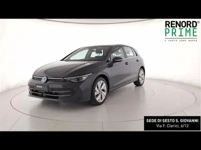 Usata VW Golf VIII Style 150 CV (110 kW) 2025 Verde scuro Berlina