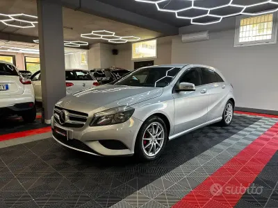 Occasion Mercedes A180 109 ch (80 kW) 2014 Gris Berline