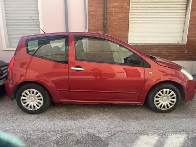 Usata Citroën C2 68 CV (50 kW) 2007 Rosso Utilitaria