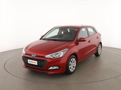 Gebraucht Hyundai i20 Classic 85 PS (62 kW) 2016 Rot Limousine