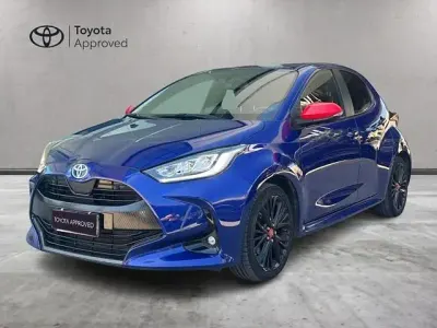 Usata Toyota Yaris Hybrid 92 CV (67 kW) 2022 Blu Berlina