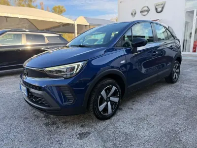 Usata Opel Crossland X Edition 110 CV (80 kW) 2023 Blu/azzurro SUV