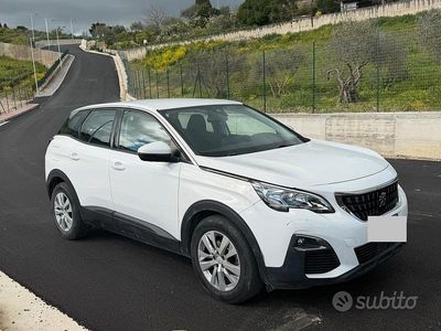 Usata Peugeot 3008 2018 SUV
