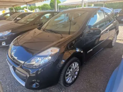 Usata Renault Clio IV 75 CV (55 kW) 2012 Nero Berlina