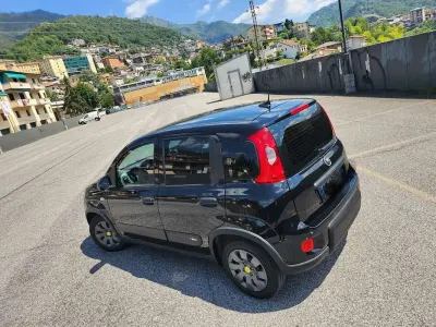 Usata Fiat Panda 69 CV (50 kW) 2024 Nero Utilitaria
