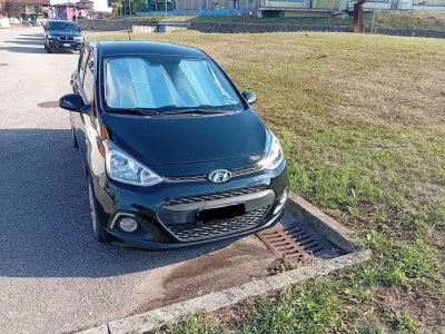 Usata Hyundai i10 Comfort 67 CV (49 kW) 2015 Utilitaria