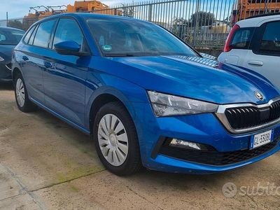 Usata Skoda Scala Ambition 95 CV (69 kW) 2020 Blu Utilitaria