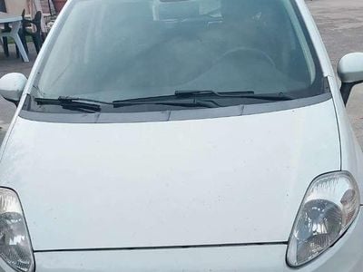 Usata Fiat Punto 60 CV (44 kW) 2010 Utilitaria