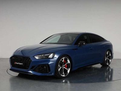 Nuova Audi RS5 Sportback Competition 450 CV (330 kW) 2025 Blu ascari metallizzato Berlina
