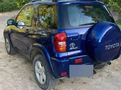 Usata Toyota RAV4 116 CV (85 kW) 2004 SUV