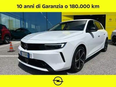 Usata Opel Astra Elegance 110 CV (80 kW) 2023 Bianco Utilitaria