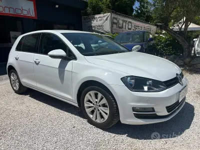 Usata VW Golf VII Comfortline 110 CV (80 kW) 2016 Bianco Berlina