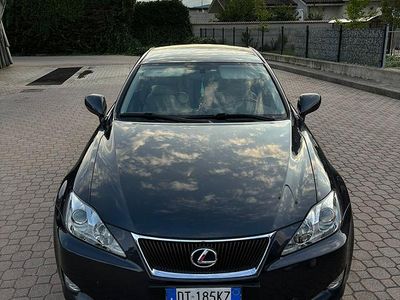 Lexus IS220d