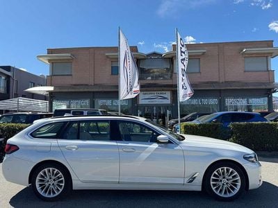 Usata BMW 518 Luxury Line 150 CV (110 kW) 2021 Bianco Station wagon