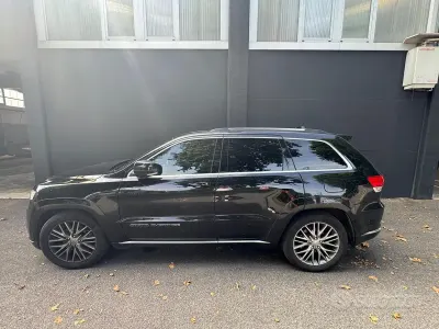 Usata Jeep Grand Cherokee Summit 250 CV (183 kW) 2018 Nero SUV