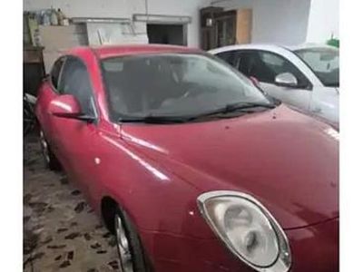 Rosso Usata 2010 Alfa Romeo MiTo Distinctive Utilitaria | 3800 € (Buon prezzo)