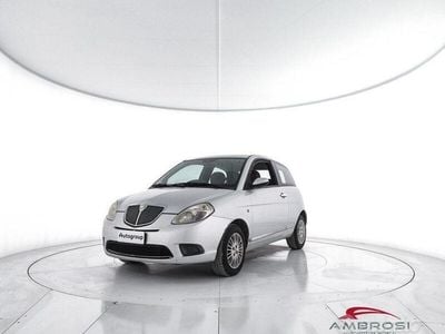 Lancia Ypsilon