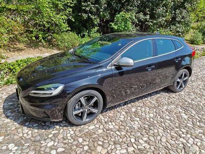 usata Volvo V40 2.0 - D2 Geartronic R-Design