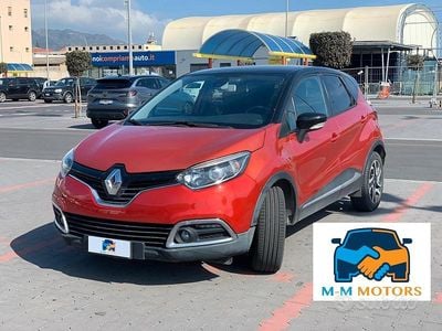 Usata Renault Captur Iconic 110 CV (80 kW) 2015 Rosso SUV