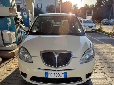 Usata Lancia Ypsilon 60 CV (44 kW) 2007 Utilitaria