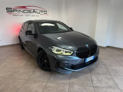 Usata BMW 118 M Sport 150 CV (110 kW) 2021 Grigio Utilitaria