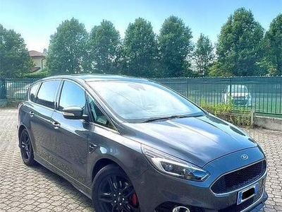 Usata Ford S-MAX S 150 CV (110 kW) 2017 Grigio Monovolume