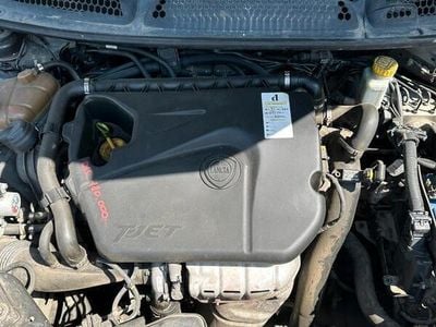 Usata Lancia Delta 120 CV (88 kW) 2010 Utilitaria