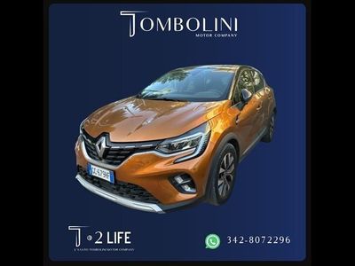 Grigio scuro metallizzato Usata 2020 Renault Captur Intens SUV | 15.520 € (Buon prezzo)
