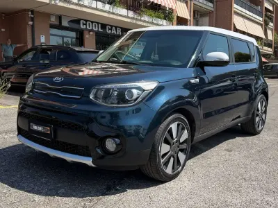 Usata Kia Soul 136 CV (100 kW) 2019 Tetto e specchietti bianchi SUV