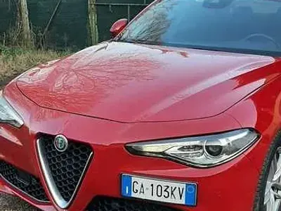 Usata Alfa Romeo Giulia Sprint 160 CV (117 kW) 2020 Berlina