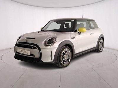 White silver Usata 2022 Mini Cooper SE Classic Utilitaria | 21.700 € (Cara)