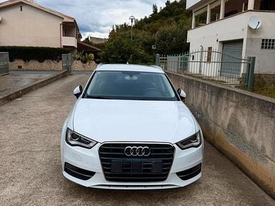 Usata Audi A3 Comfort 105 CV (77 kW) 2013 Bianco Berlina
