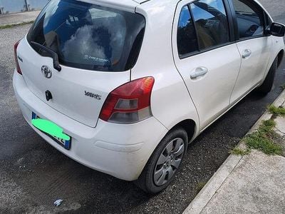 Usata Toyota Yaris 69 CV (50 kW) 2015 Utilitaria