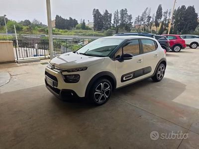 Begagnad Citroën C3 Feel 102 HK (75 kW) 2022 Vit Halvkombi