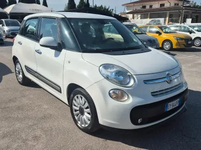 Usata Fiat 500L Lounge 85 CV (62 kW) 2014 Bianco Monovolume