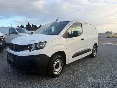 Usata Peugeot Partner 100 CV (73 kW) 2021 Bianco Monovolume