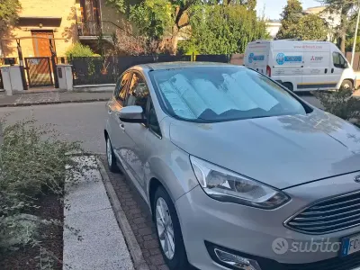 Usata Ford C-MAX Titanium 120 CV (88 kW) 2016 Grigio Monovolume