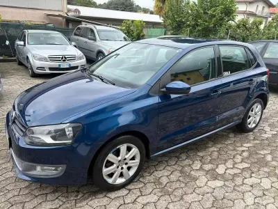 Begagnad VW Polo Comfortline 86 HK (63 kW) 2011 Blå Halvkombi