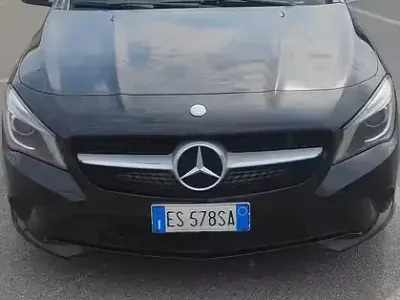 Usata Mercedes CLA200 136 CV (100 kW) 2014 Nero Berlina