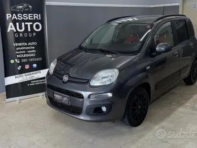 Usata Fiat Panda Lounge 95 CV (69 kW) 2017 Grigio Utilitaria