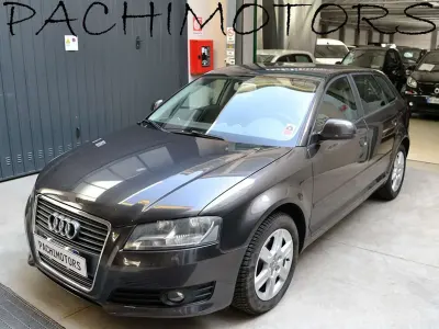Usata Audi A3 Sportback Attraction 102 CV (75 kW) 2009 Grigio Utilitaria