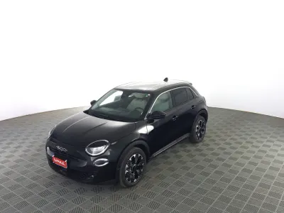 Usata Fiat 600 La Prima 101 CV (74 kW) 2025 Nero cinema SUV